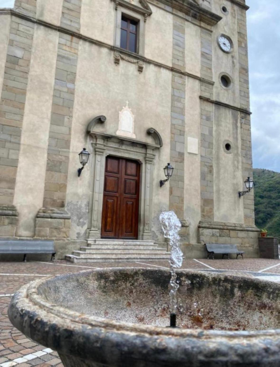 Cottage Gole Alcantara Pafumi Graniti Exterior photo